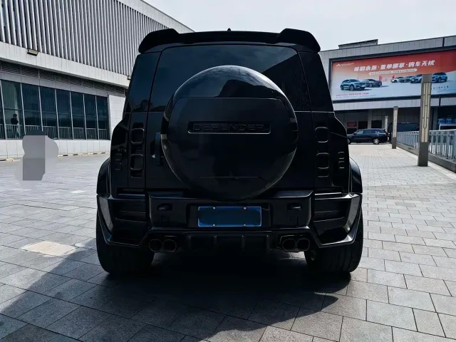 Land Rover Land Rover Defender 2024 110 3.0T P400 X-DYNAMIC HSE — Фото автомобиля 12