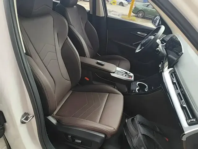 BMW X1 — Фото автомобиля 19