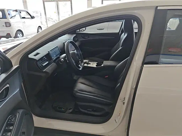 BYD Seal 06 — Фото автомобиля 15