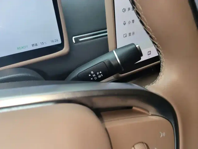 Leapmotor C11 — Фото автомобиля 15