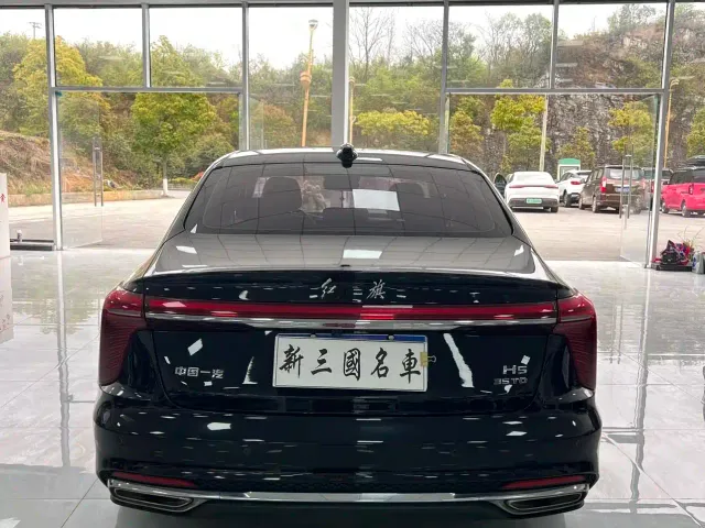 Hongqi H5 — Фото автомобиля 18