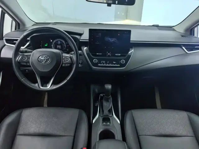Toyota Corolla — Фото автомобиля 12