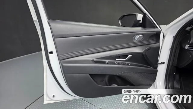 Hyundai AVANTE — Фото автомобиля 7