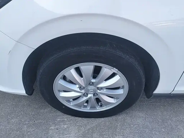 Changan Eado — Фото автомобиля 22
