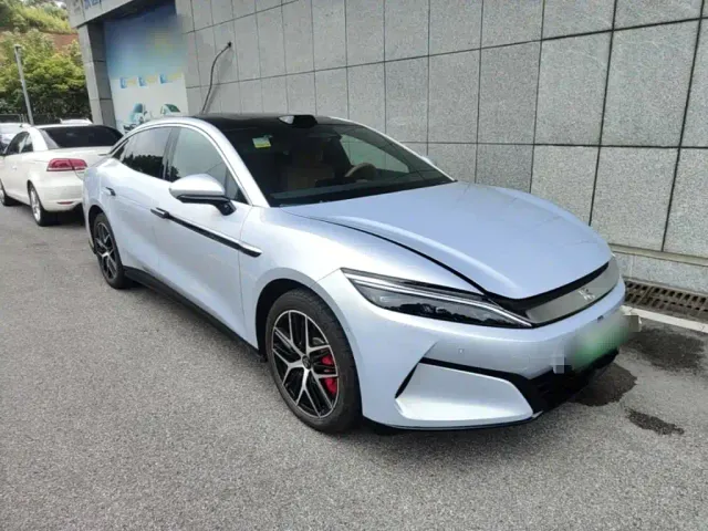 BYD Han L — Фото автомобиля 3