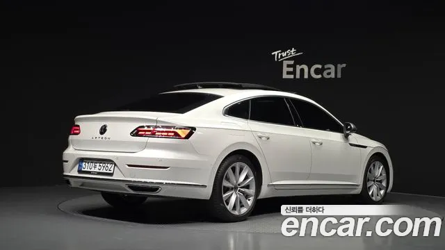 Фотография автомобиля — Volkswagen Arteon
