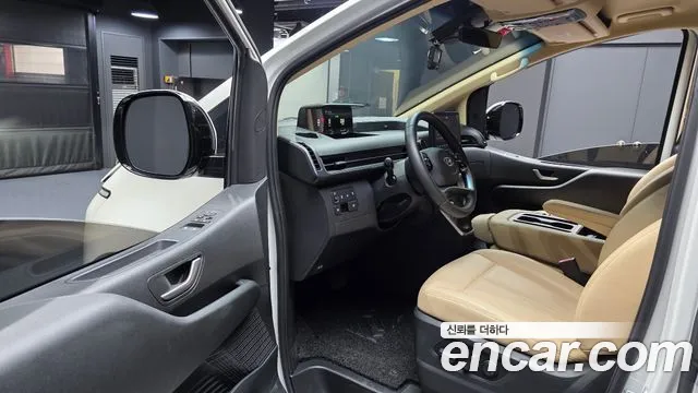 Hyundai Staria — Фото автомобиля 10