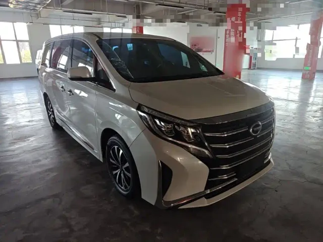 GAC Trumpchi M8 — Фото автомобиля 3