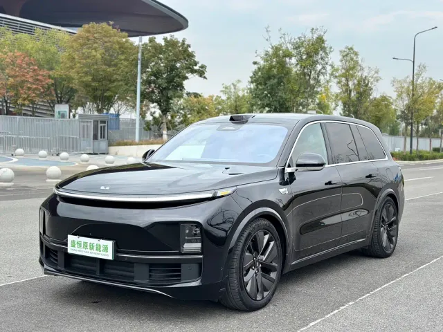 Фотография автомобиля — Li Auto L9