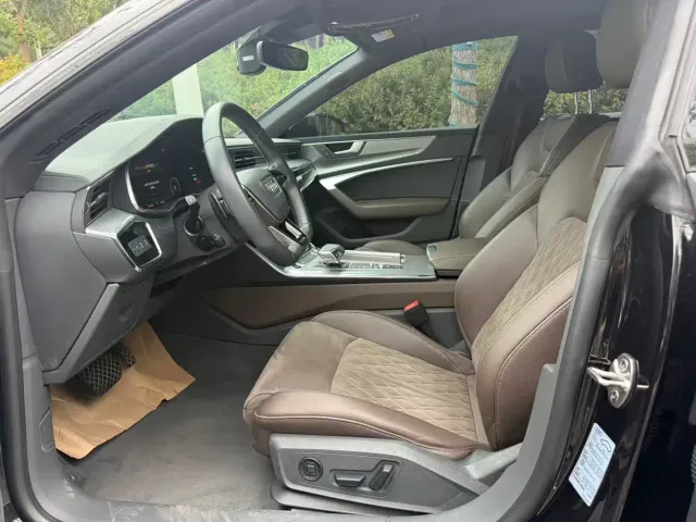Audi A7L — Фото автомобиля 4