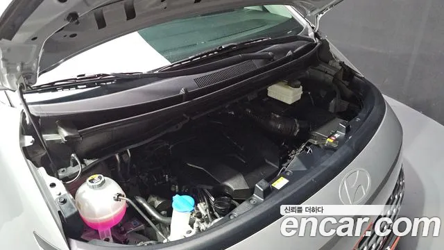 Hyundai Staria — Фото автомобиля 9