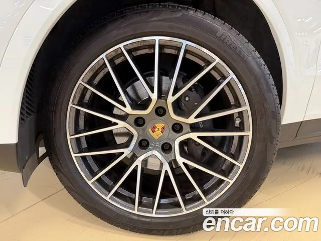 Porsche Cayenne PO536 — Фото автомобиля 8