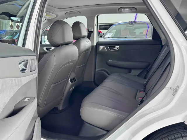 Shangjie SUV — Фото автомобиля 9