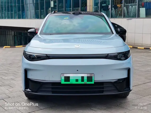 Leapmotor C16 — Фото автомобиля 2