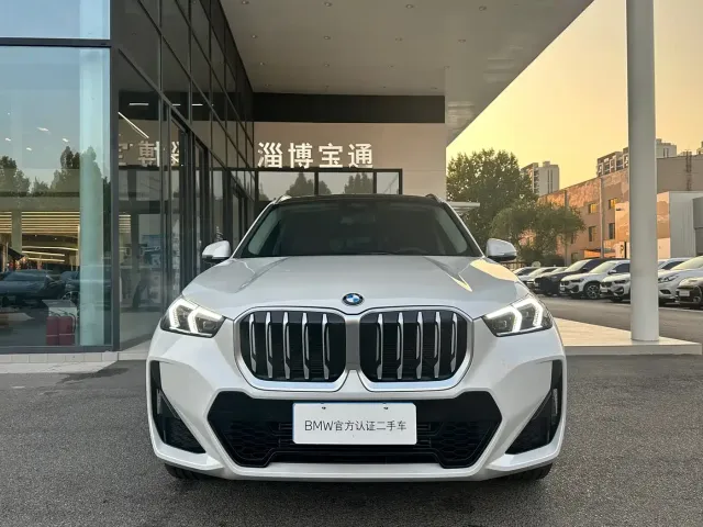 BMW X1 — Фото автомобиля 2