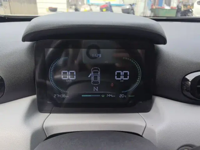 Leapmotor T03 — Фото автомобиля 11