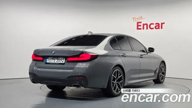 BMW 5 Series G30 — Фото автомобиля 2