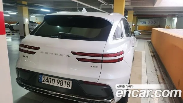 Genesis GV70 2.5T Бензин AWD — Фото автомобиля 4