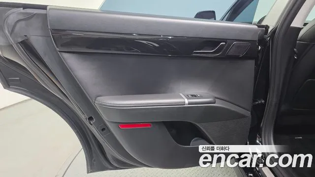 Hyundai Grandeur GN7 — Фото автомобиля 14