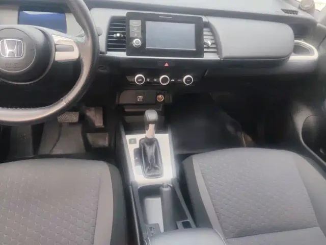 Honda Fit — Фото автомобиля 16