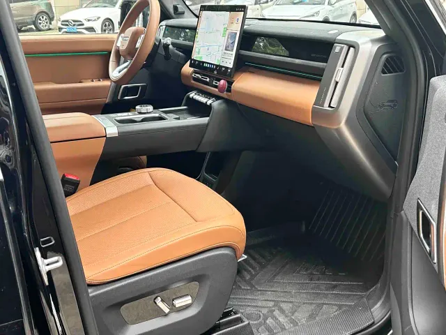 iCAR V27 — Фото автомобиля 13