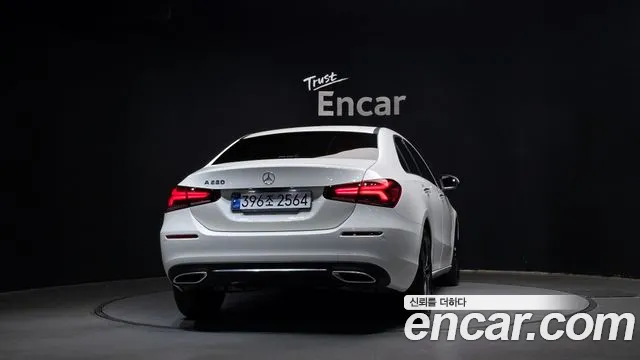 Mercedes-Benz A-Class — Фото автомобиля 4