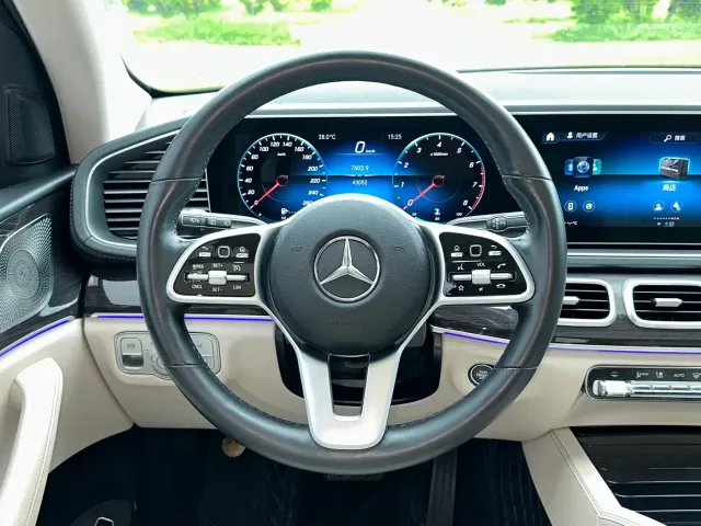 Mercedes-Benz GLE-Class — Фото автомобиля 18