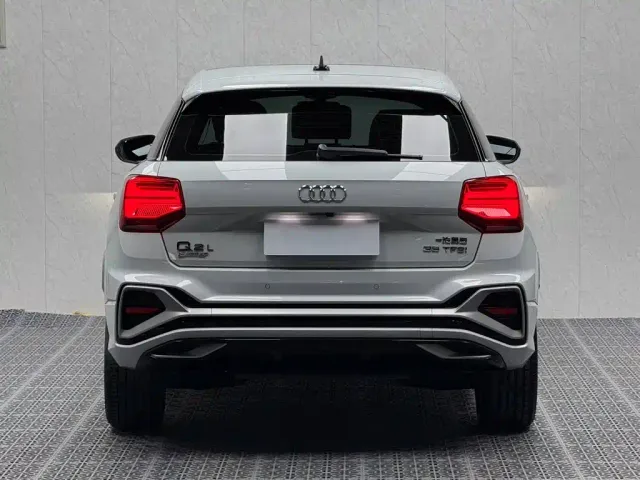 Audi Q2L — Фото автомобиля 8