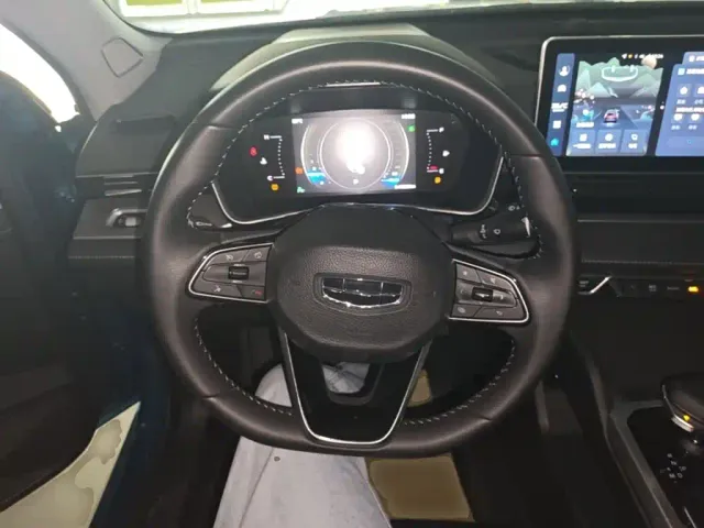 Geely Xingrui — Фото автомобиля 10