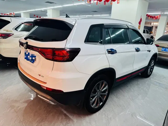 Changan CS75 — Фото автомобиля 4