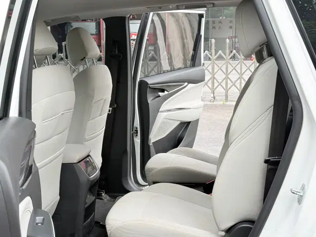 Maxus G50 — Фото автомобиля 13