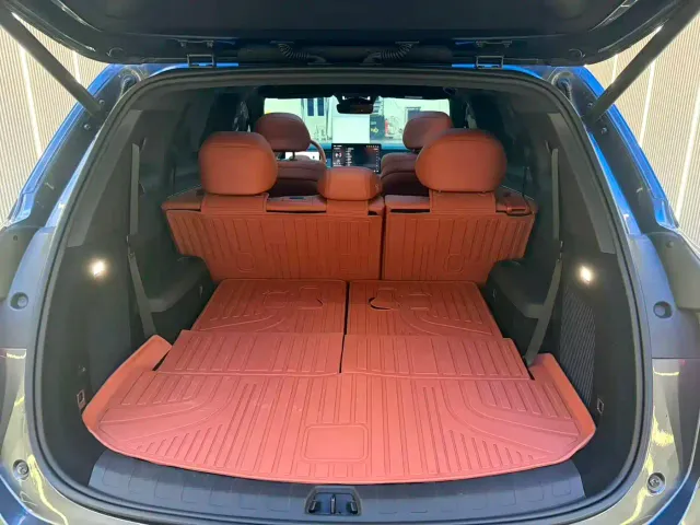 BYD Tang L — Фото автомобиля 15