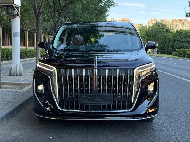 Hongqi HQ9 PHEV — Фото автомобиля 2