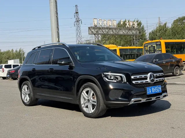 Mercedes-Benz GLB-Class — Фото автомобиля 2