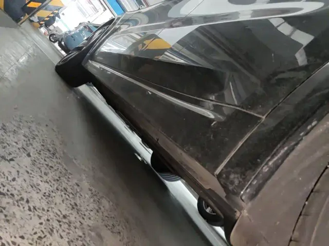 Li Auto L8 — Фото автомобиля 21