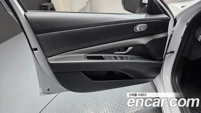 Hyundai Avante CN7 — Фото автомобиля 13