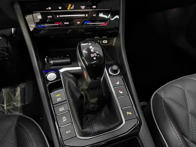 Volkswagen Sagitar — Фото автомобиля 12