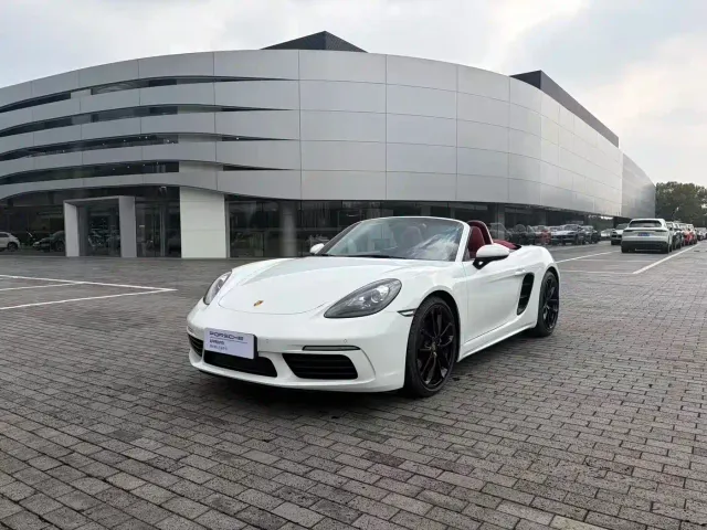 Porsche 718 — Фото автомобиля 21