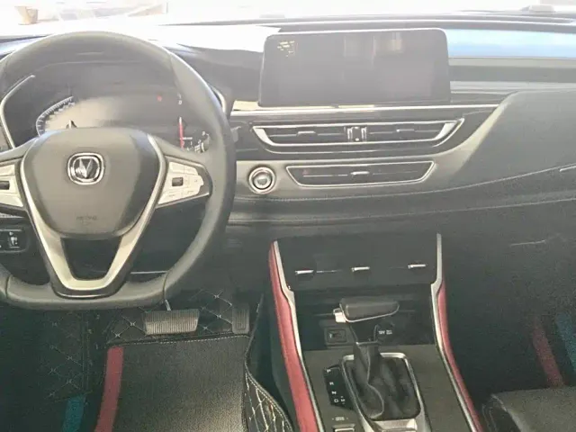 Changan CS75 — Фото автомобиля 12