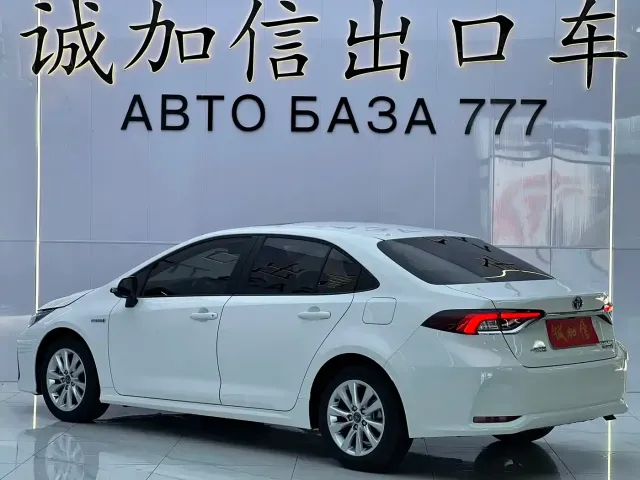 Toyota Corolla — Фото автомобиля 6