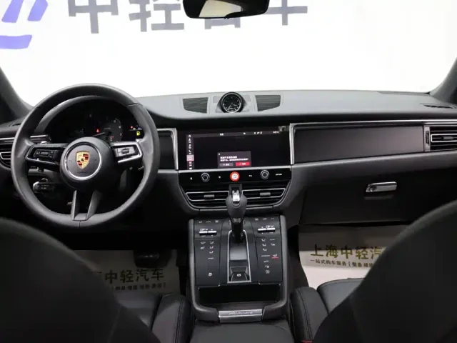 Porsche Macan — Фото автомобиля 14