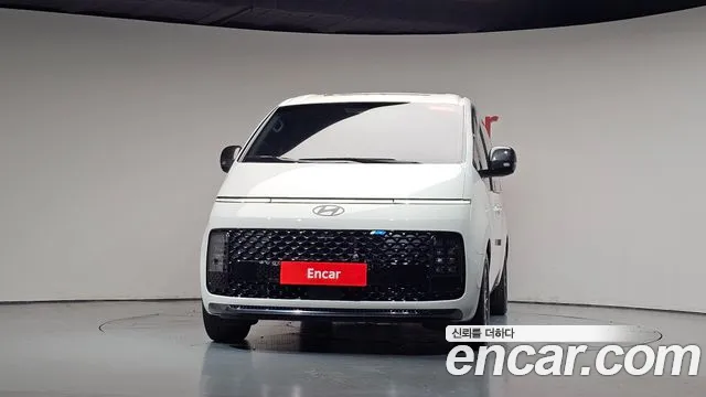 Hyundai Staria — Фото автомобиля 2