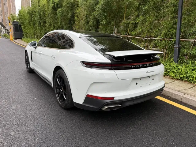 Porsche Panamera — Фото автомобиля 4