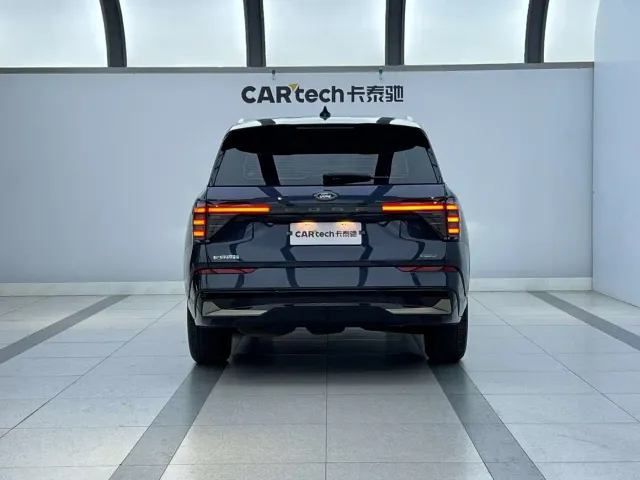 Ford Edge — Фото автомобиля 2