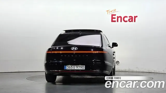Hyundai Grandeur GN7 — Фото автомобиля 4