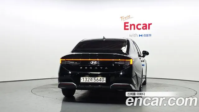 Hyundai Sonata Exclusive — Фото автомобиля 2