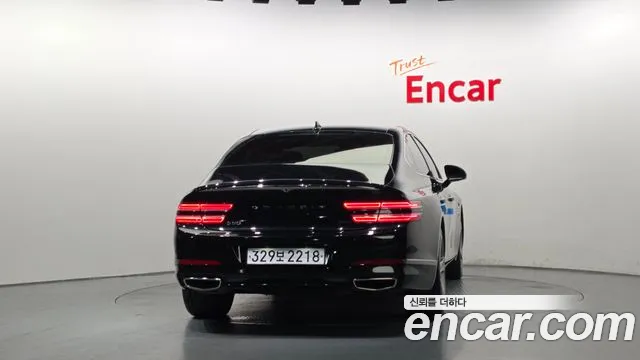 Genesis G80 Бензин 3.5 турбо AWD — Фото автомобиля 4