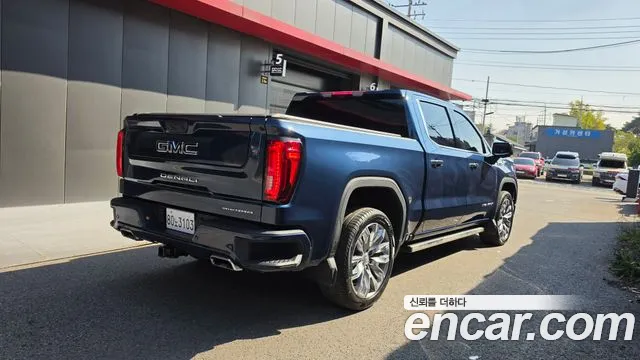 GMC Sierra — Фото автомобиля 2