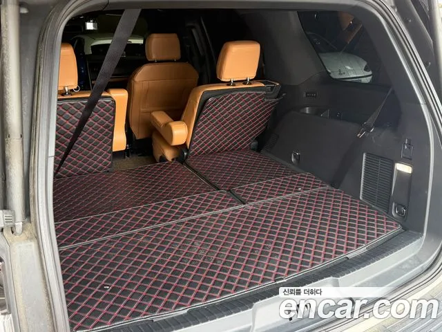 Ford Expedition — Фото автомобиля 20