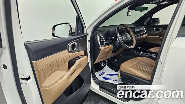 Kia Sorento Новый Sorento 4 поколение Бензин 2.5T 2WD — Фото автомобиля 10